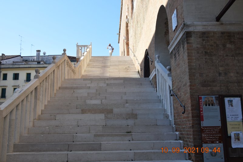 treviso-scalinata